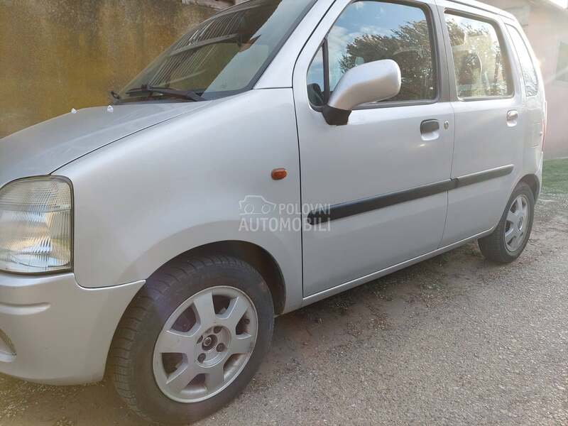 Opel Agila 