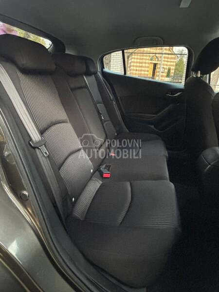 Mazda 3 SKAYAKTIV G120