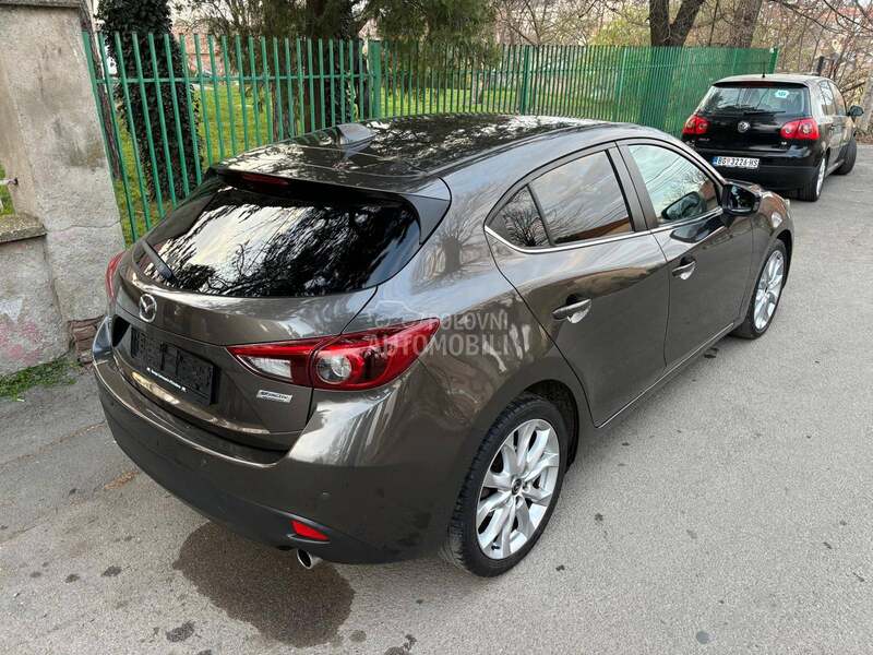 Mazda 3 SKAYAKTIV G120