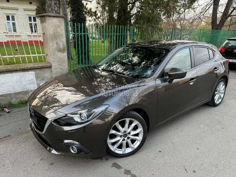 Mazda 3 SKAYAKTIV G120