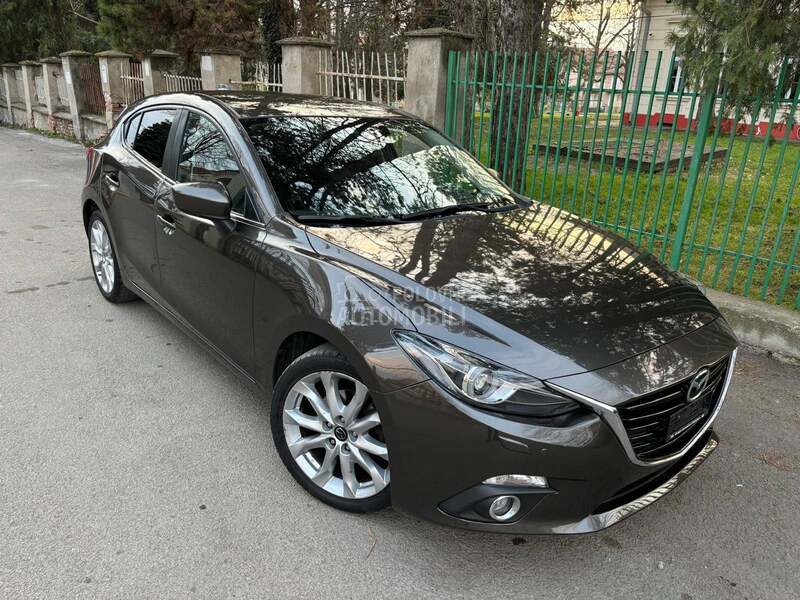 Mazda 3 SKAYAKTIV G120