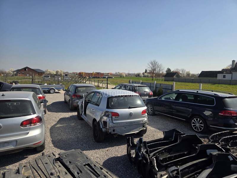 Volkswagen Passat B7 -  kompletan auto u delovima