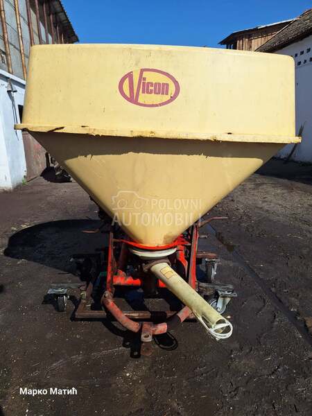 Vicon 500
