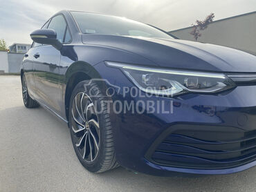 Volkswagen Golf 8 1.5 eTSI DSG