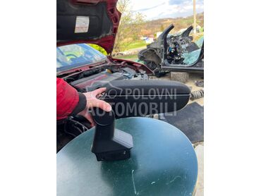 Naskon za ruku za Alfa Romeo MiTo od 2008. do 2018. god.