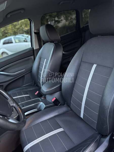 Ford Kuga 2.0 Titanium