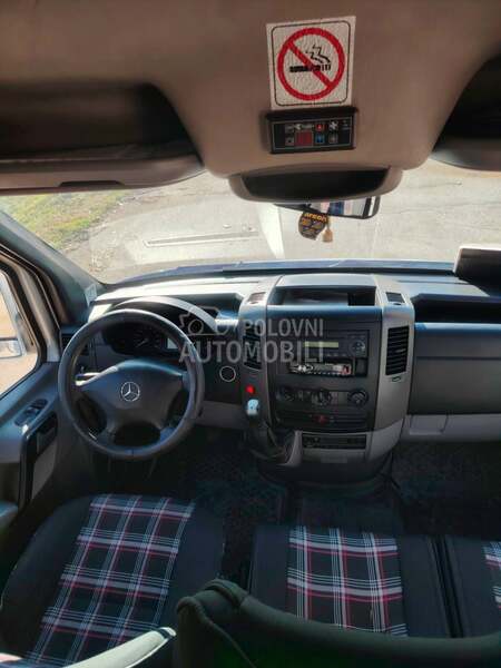 Mercedes Benz Sprinter