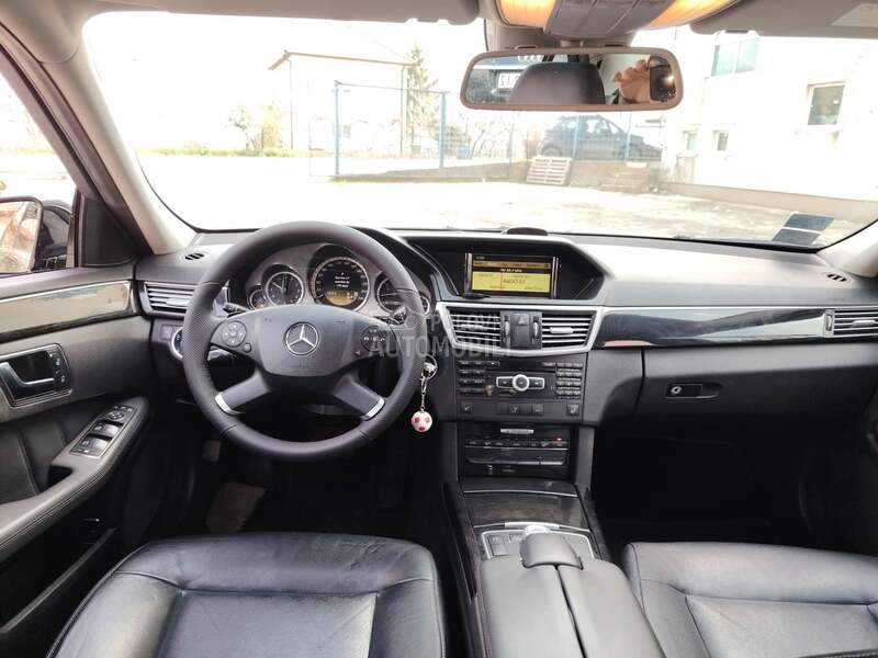 Mercedes Benz E 250 