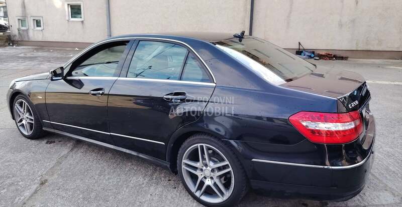 Mercedes Benz E 250 