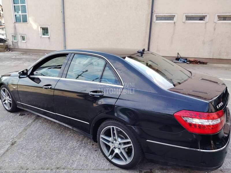 Mercedes Benz E 250 