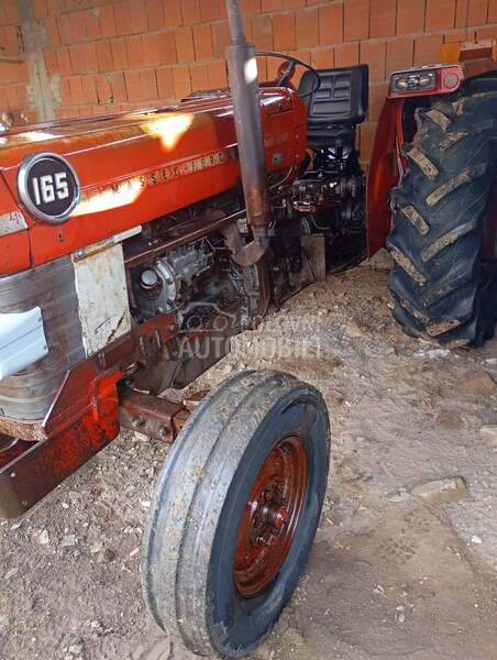 Massey Ferguson 165