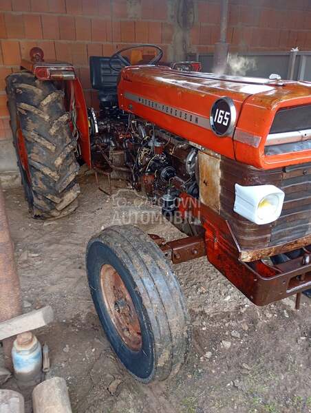 Massey Ferguson 165
