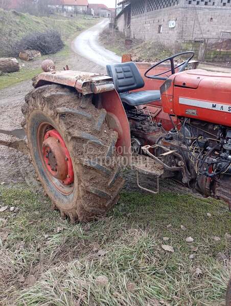 Massey Ferguson 165