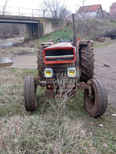 Massey Ferguson 165