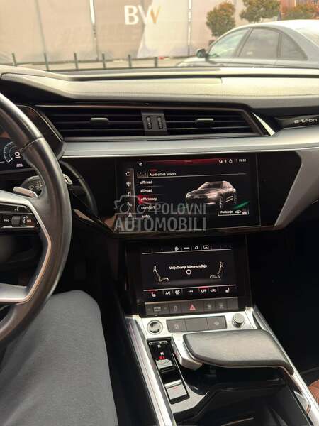 Audi e-tron Quattro