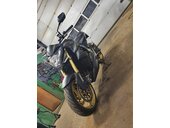 Honda cb1000r jedinstven