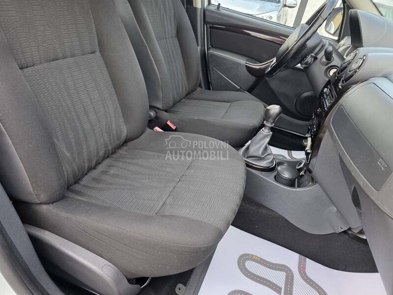 Dacia Duster 1.6/CH/4X4