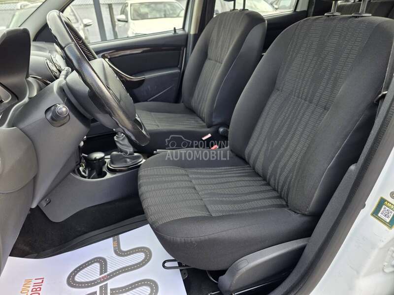 Dacia Duster 1.6/CH/4X4