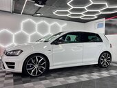 Volkswagen Golf 7 R
