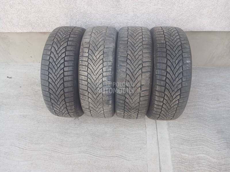 Falken 205/55 R16 Zimska