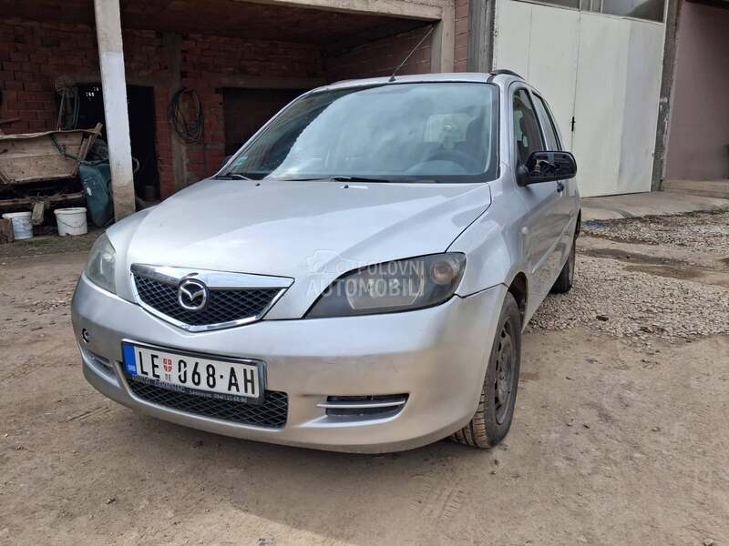 Mazda 2 
