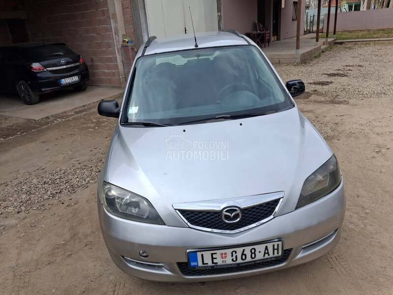 Mazda 2 