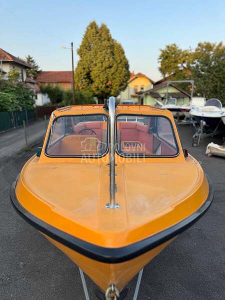 Quicksilver Ornvik 550