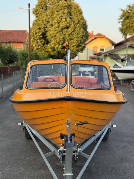 Quicksilver Ornvik 550