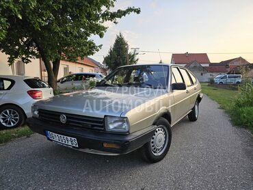 Volkswagen Passat B2 1.6 T D