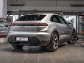 Porsche Macan 4