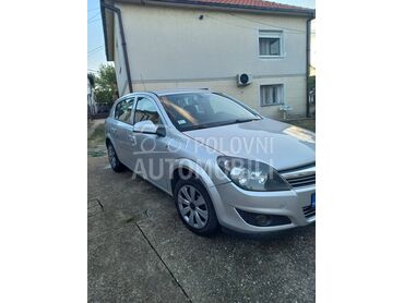 Opel Astra H 1.6