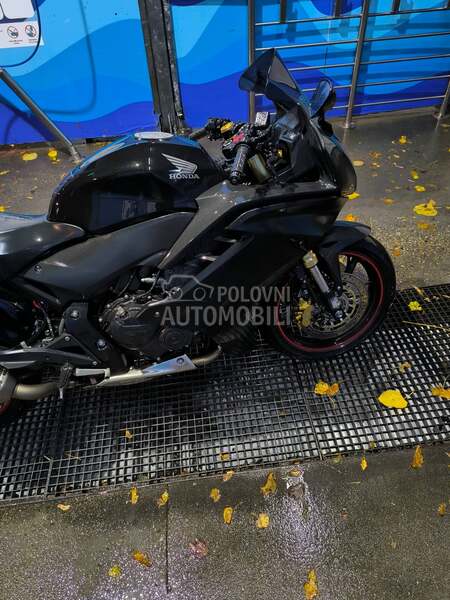Honda cbr 600 f