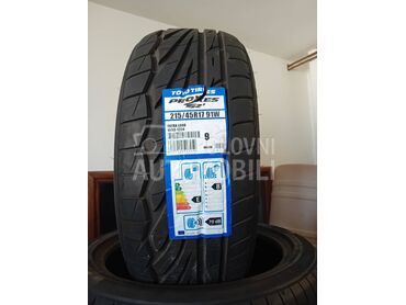 Toyo 215/45 R17 Letnja