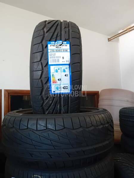 Toyo 215/45 R17 Letnja