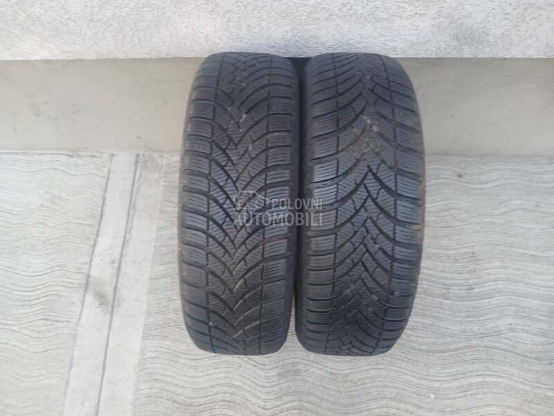 Semperit 185/60 R15 Zimska