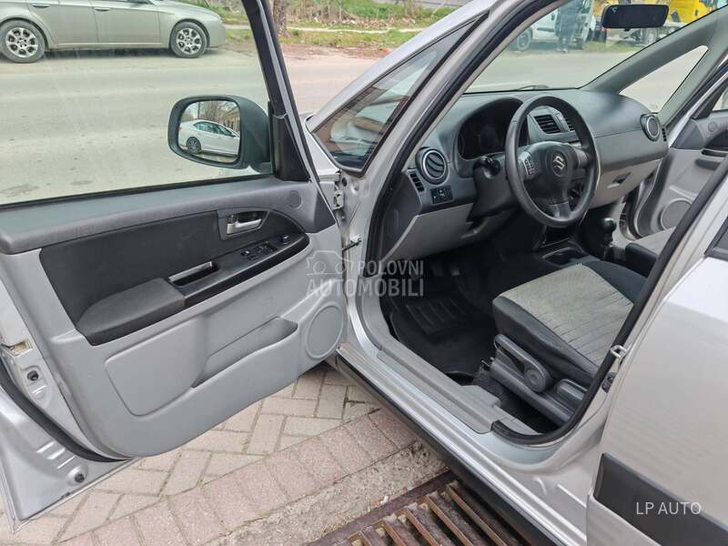Suzuki SX4 