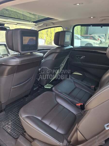 Renault Espace INITIALE PARIS