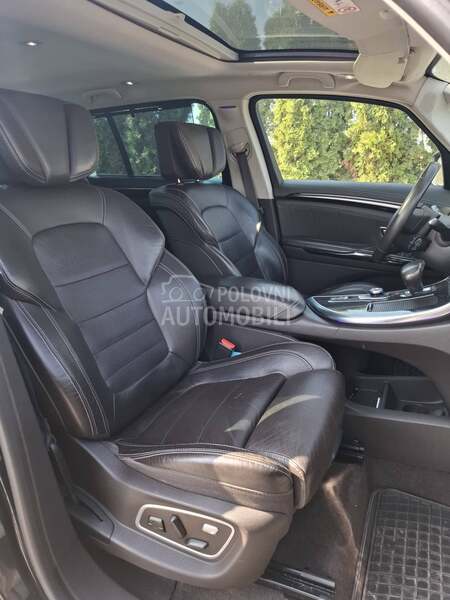 Renault Espace INITIALE PARIS