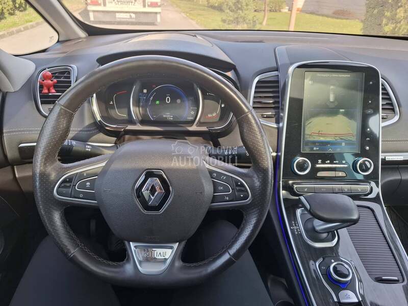 Renault Espace INITIALE PARIS