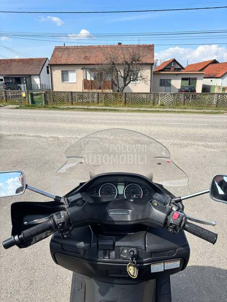 Suzuki BURGMAN