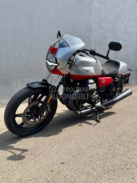 Moto Guzzi V7 Stone Corsa