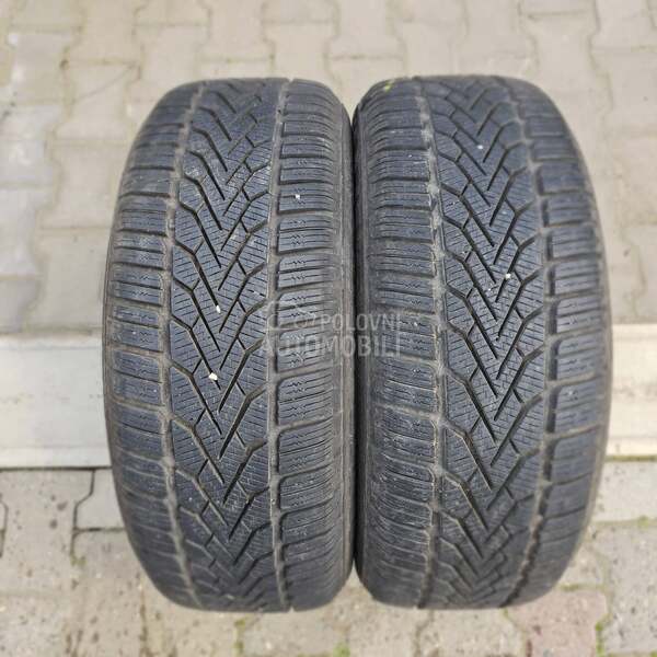 Semperit 205/60 R16 Zimska