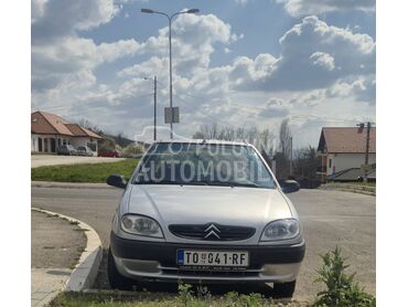 Citroen Saxo 