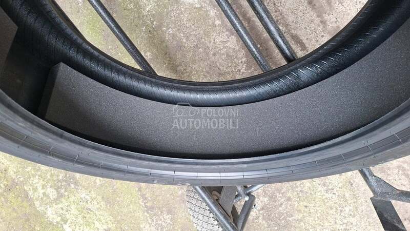 Pirelli 245/45 R19 Letnja