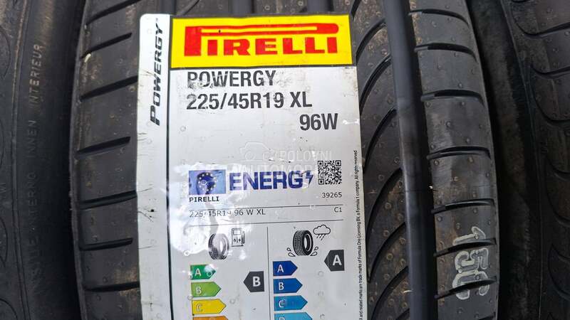 Pirelli 225/45 R19 Letnja