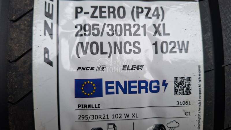 Pirelli 295/30 R21 Letnja