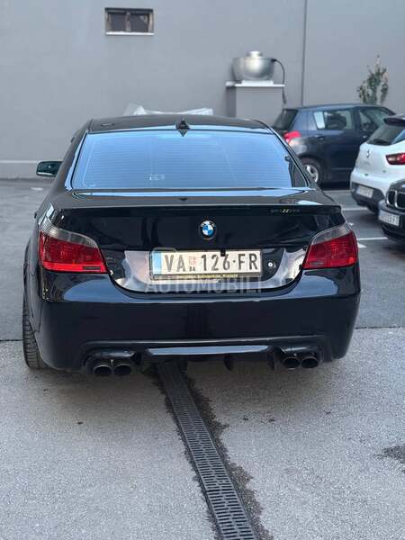 BMW 525 