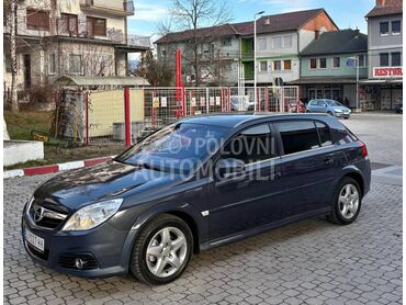 Opel Signum 