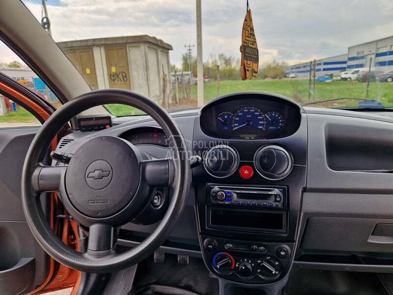 Chevrolet Spark 0.8i