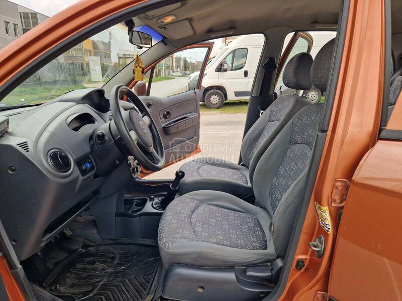 Chevrolet Spark 0.8i
